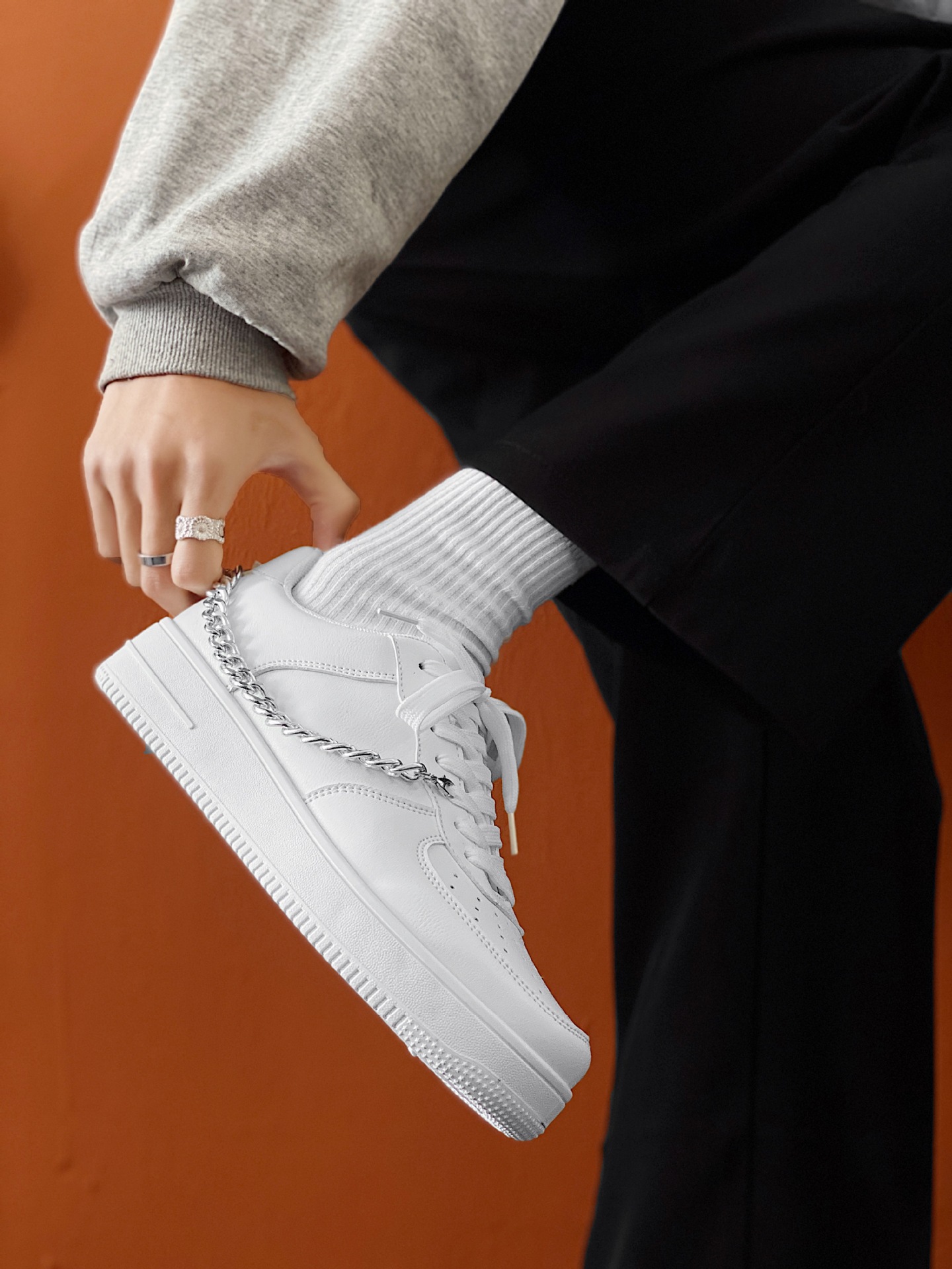 chain fashion trendy shoes B71 white