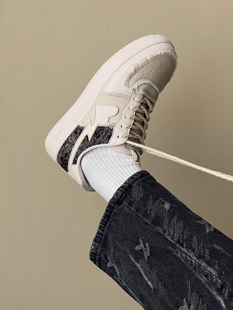 Hong Kong style flat shoes B50 brown